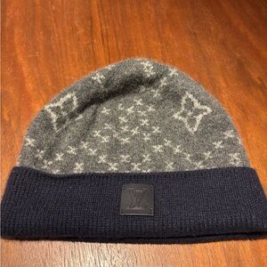 Louis Vuitton Gray and Navy Monogram Beanie